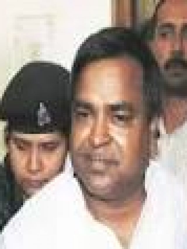 Ex minister gayatri-prajapati-life-imprisonment